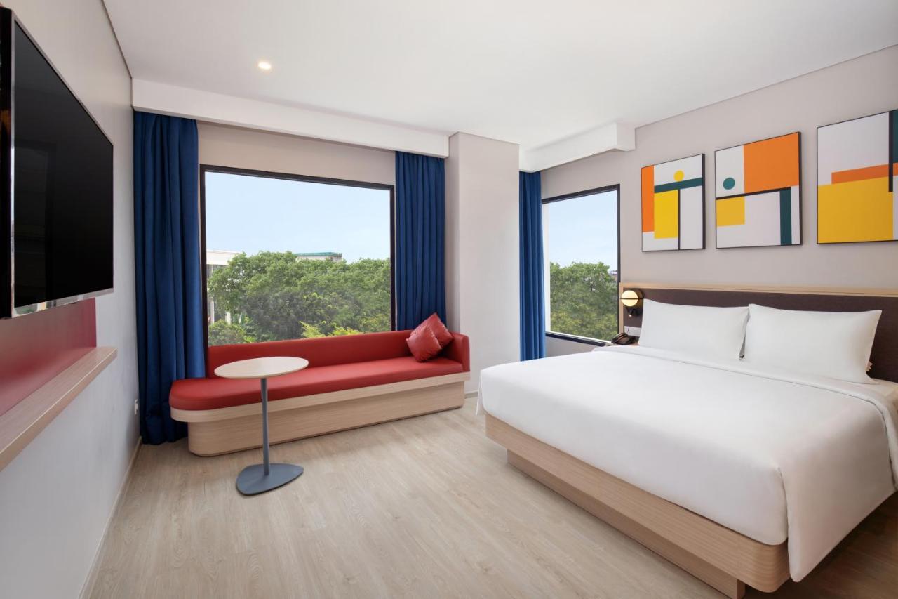 Ibis Palembang Sanggar Hotel Exterior photo