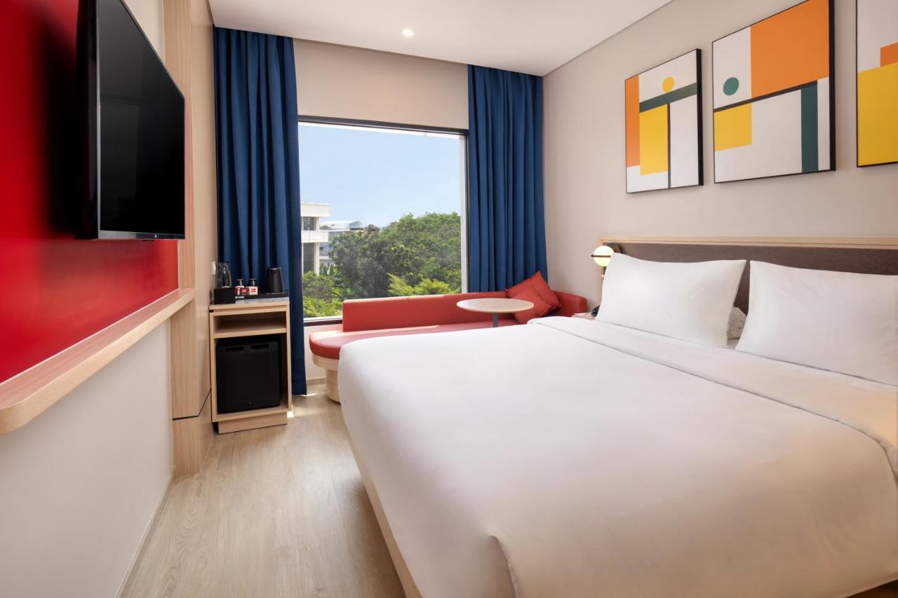 Ibis Palembang Sanggar Hotel Exterior photo