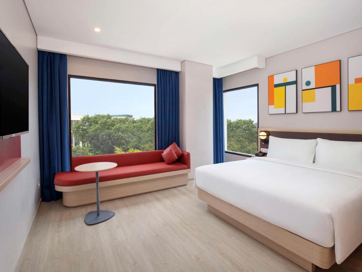 Ibis Palembang Sanggar Hotel Exterior photo