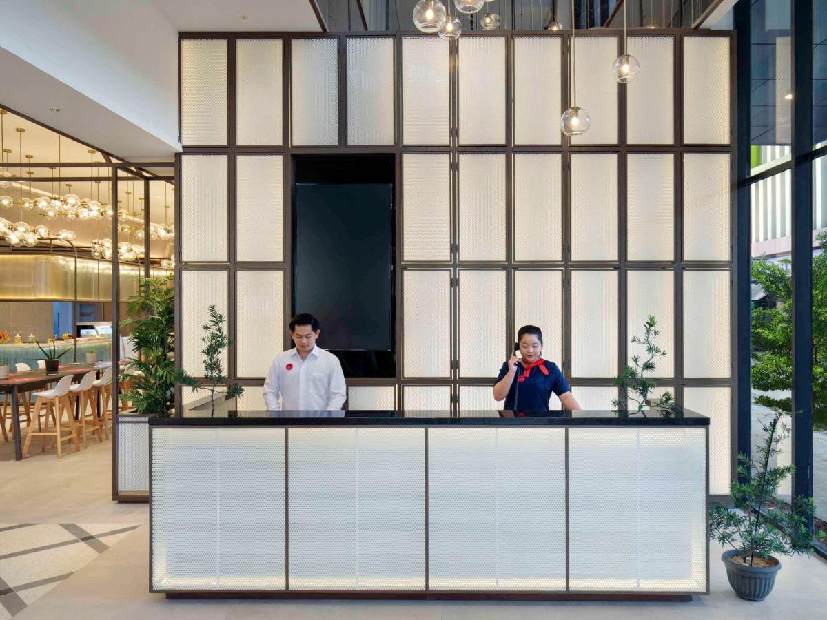 Ibis Palembang Sanggar Hotel Exterior photo